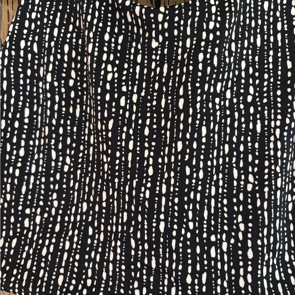 Athleta Black and White Dotted Stripe Cropped Tank - Picture 3 of 6